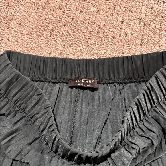 JOHNNY L-XL wide leg pants. New without tags. - Picture 3 of 3